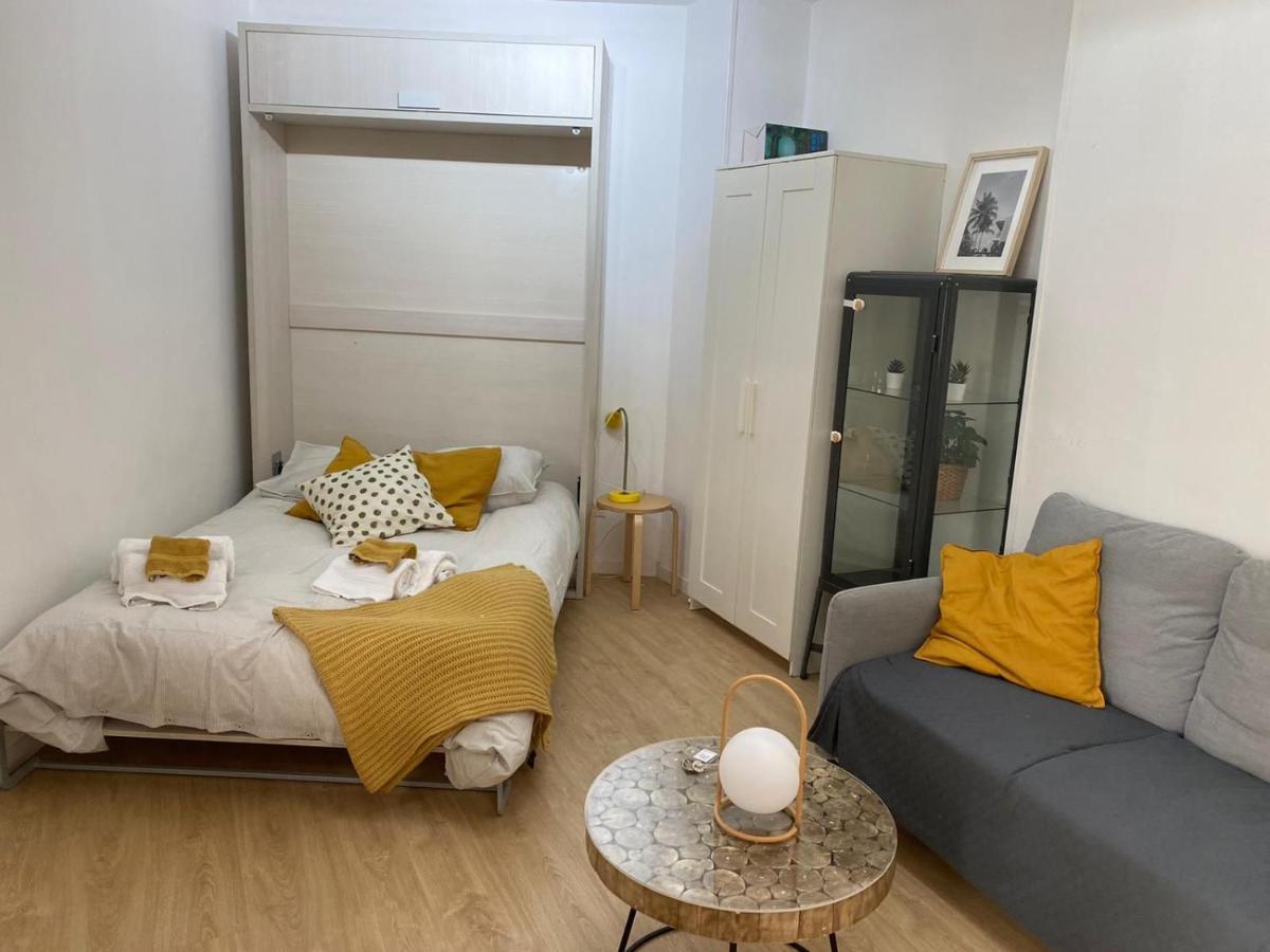 Bonito Estudio Con Terraza Madrid Exterior foto